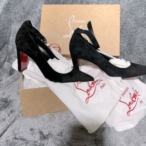 Christian Louboutin Velour Supra Strap size 38.5 (8.5)